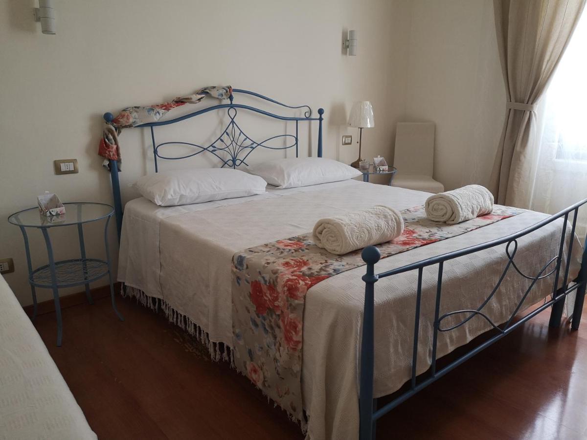 La Camelia B&B Messina Dış mekan fotoğraf